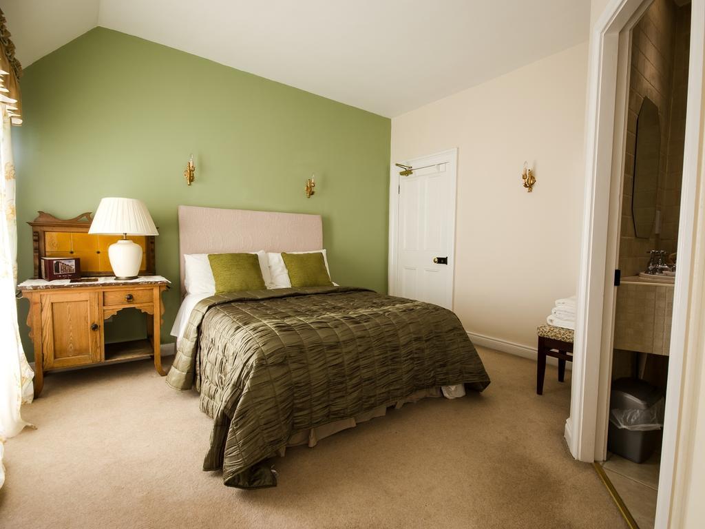 Meath Arms Country Inn 奥赫里姆 客房 照片